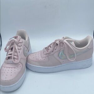 Woman’s Nike Air Force 1 Barely Rose iridescent accents sneakers shoes sz 8
